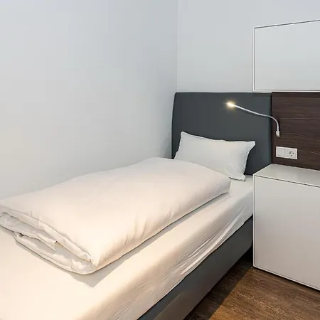 Deichhaeuser Anna Kueste Deichhaeuser Anna Kueste 7-21 Lejlighed