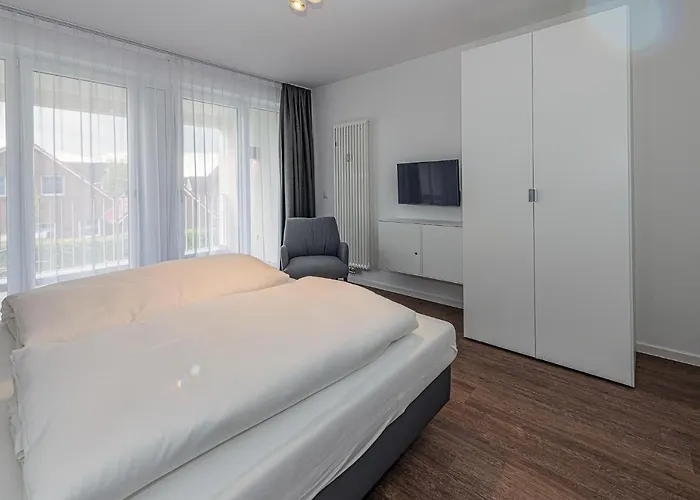 Deichhaeuser Anna Kueste Deichhaeuser Anna Kueste 7-21 * Bensersiel