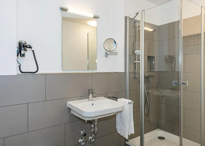 Lejlighed Deichhaeuser Anna Kueste Deichhaeuser Anna Kueste 7-21 *